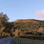 O Busto Aldea Rural A Pobra do Brollon