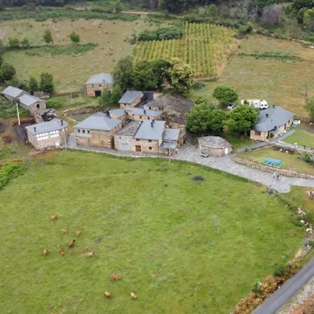 シャレー O Busto Aldea Rural *