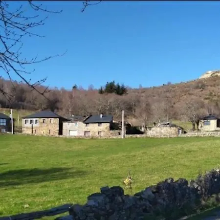 شاليه O Busto Aldea Rural