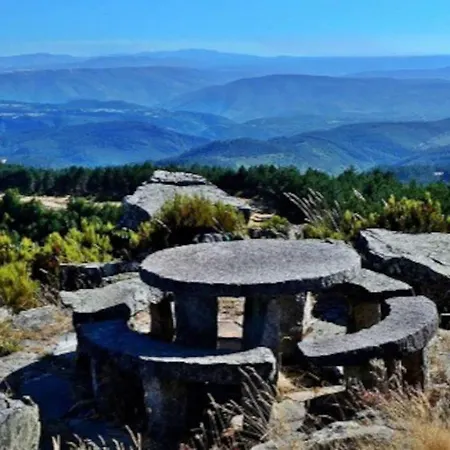 شاليه O Busto Aldea Rural