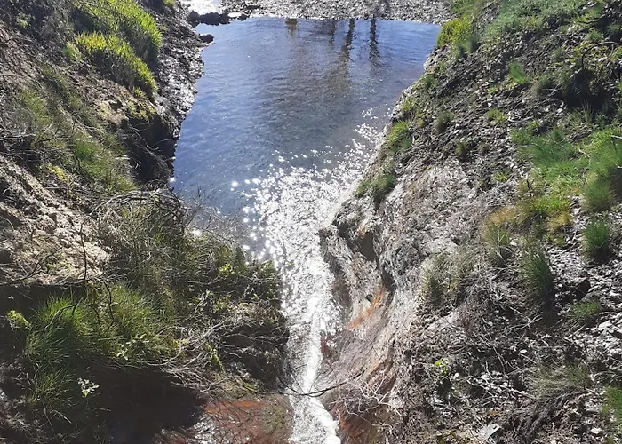 O Busto Aldea Rural * A Pobra do Brollon