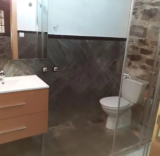 O Busto Aldea Rural * A Pobra do Brollon